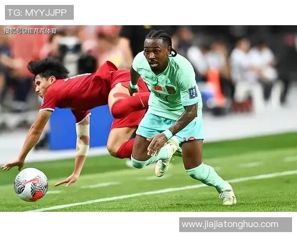 梅威瑟与嘴炮赛前对决分析双方战术及心理准备的深度探讨